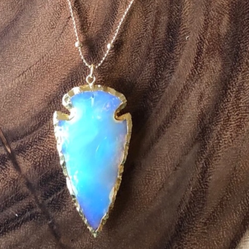 NWT Opalite Arrowhead Amulet Necklace Rare - Picture 7 of 9